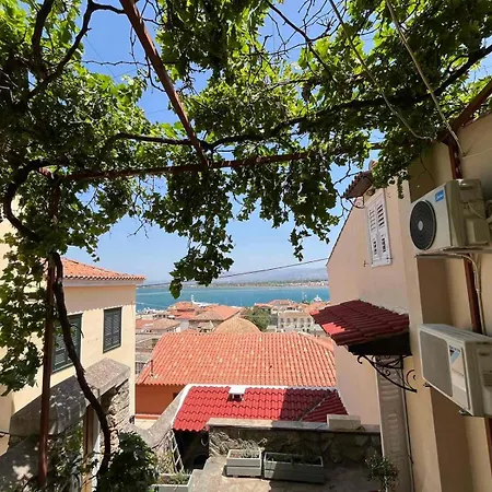 Secret Garden Apartment